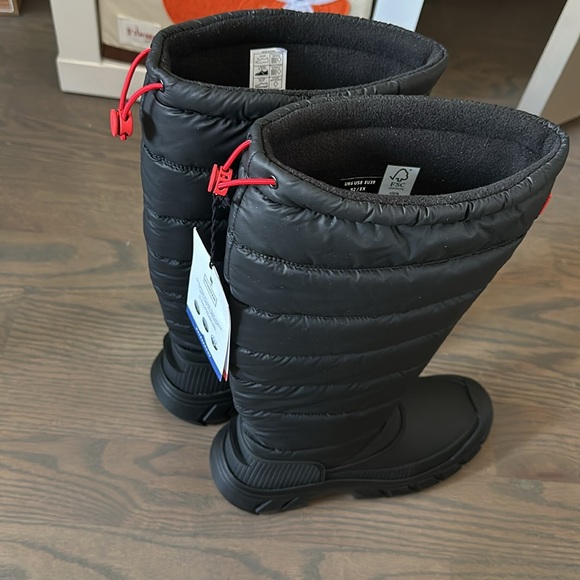 Hunter Waterproof Intrepid Tall Snow Boot in Black - Picture 12 of 12